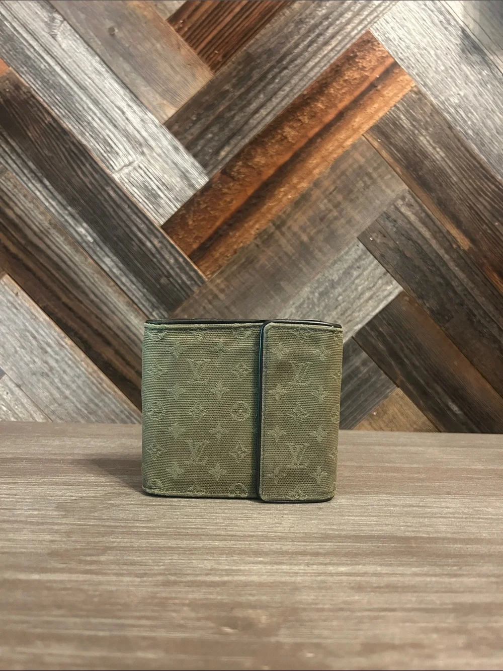 Louis Vuitton Monogram Mini Lin Trifold Wallet